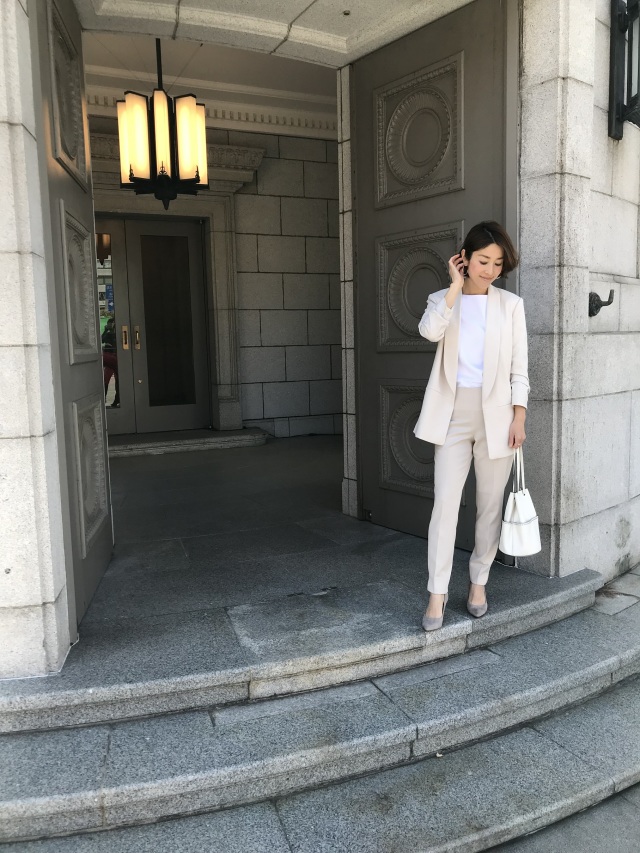 女っぷりが上がる ベージュの淡色ワントーンコーデに夢中 ファッション誌marisol マリソル Online 40代をもっとキレイに 女っぷり 上々 女っぷりが上がる ベージュの淡色ワントーンコーデに夢中 ファッション誌marisol マリソル Online 40代をもっとキレイに 女っぷり 上々