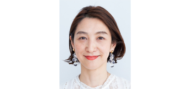 (エクラ 華組 一色華菜子さん)