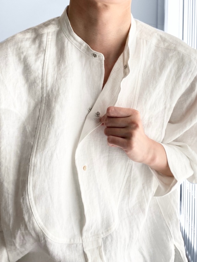 こだわりのフレンチリネンシャツを購入 ここ1年半で変わったファッション お買い物の楽しみ方 ファッション誌marisol マリソル Online 40代をもっとキレイに 女っぷり上々