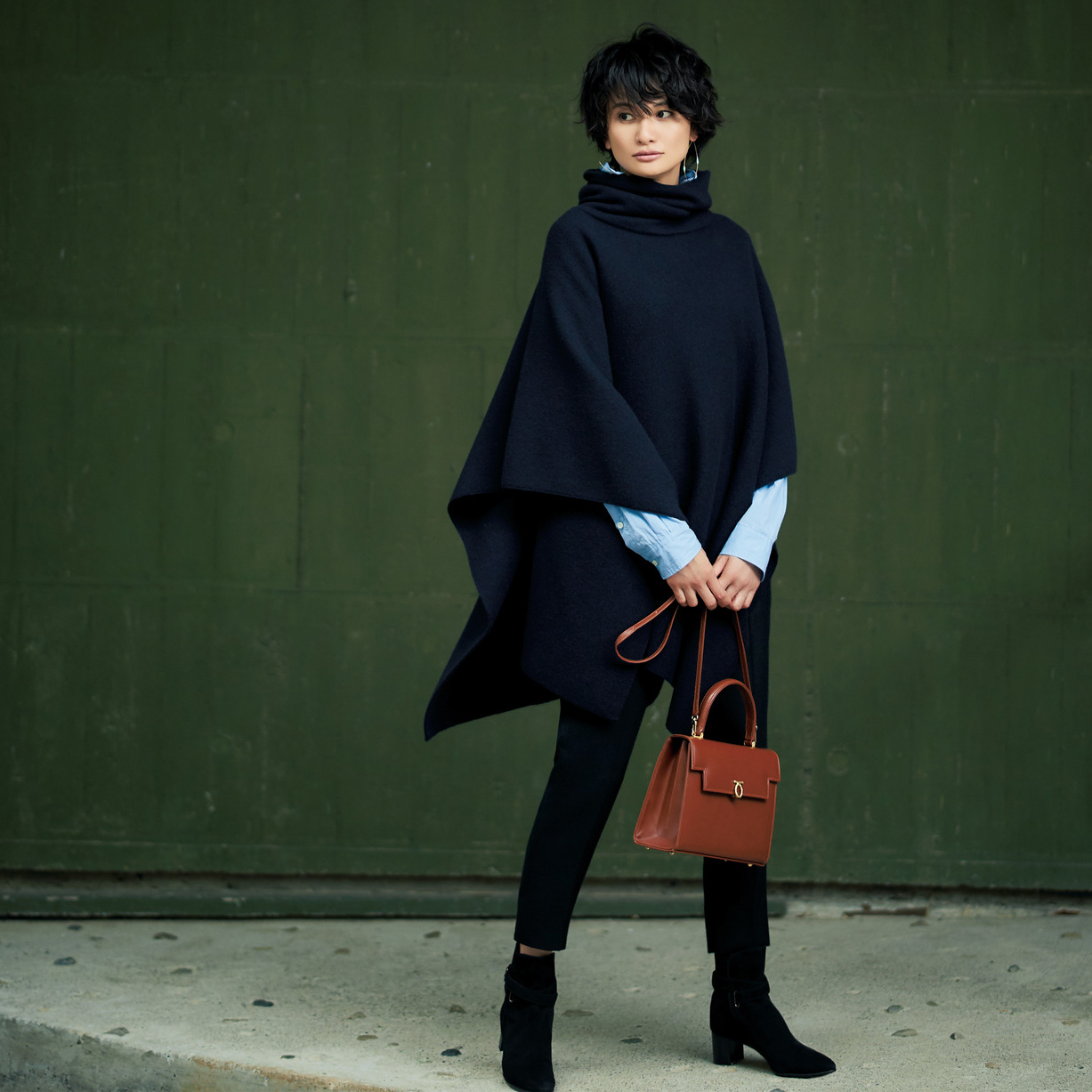 ビッグトップスには 細身のパンツ がすっきり見えの新セオリー ファッション誌marisol マリソル Online 40代をもっとキレイに 女っぷり上々