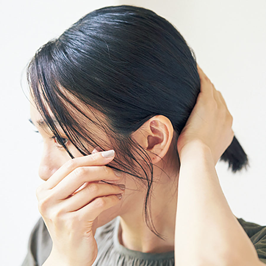 涼しげアレンジボブひとつ結び_4