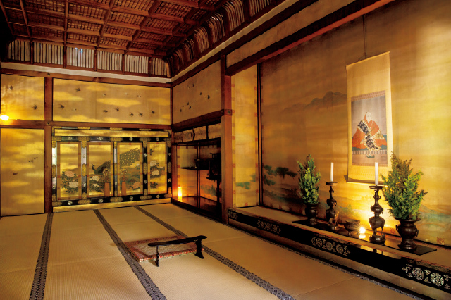 京都の皇室ゆかりの社寺 仁和寺の御殿の中心部分