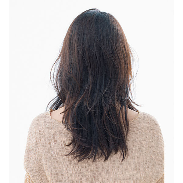 後ろから見た40代に似合う髪型 ヘアスタイル人気ランキング5位