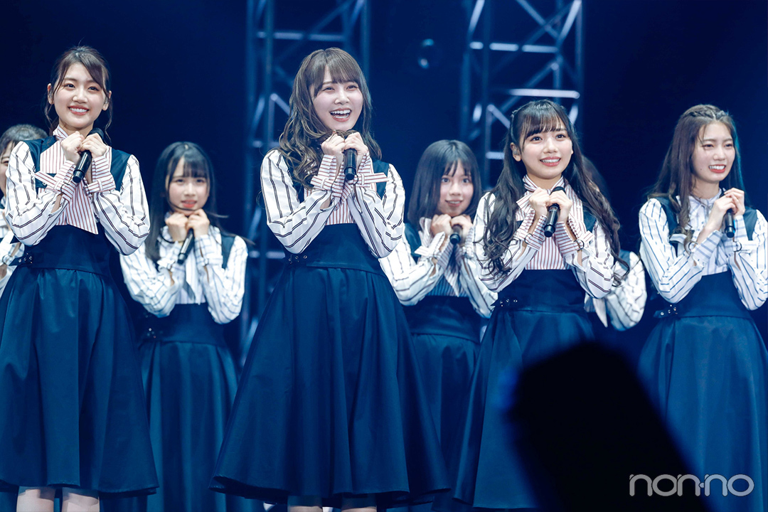 佐々木美玲(日向坂46)「日向坂46×DASADA LIVE&FASHION SHOW」ステージ