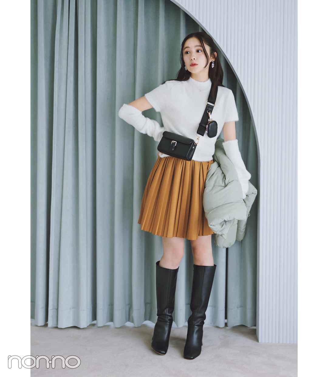 堀田真由の服×メイクのベストアンサー4-2
