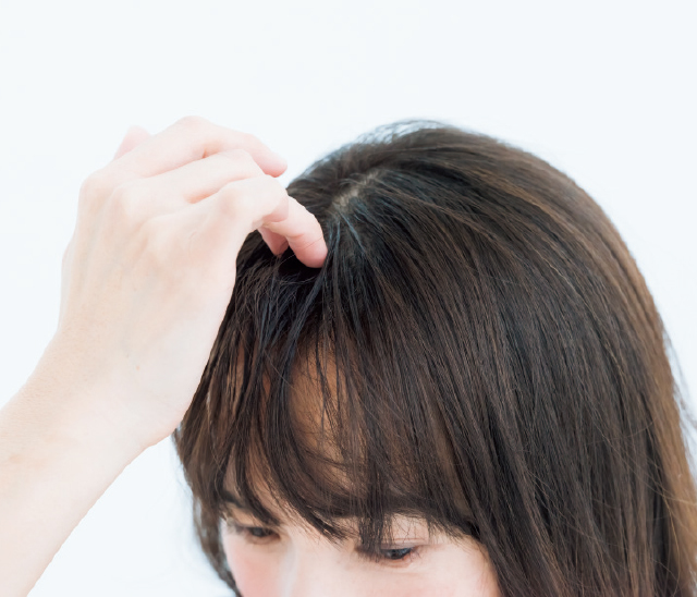 生えグセ修正のため、ぬらしてからブローをする手間を惜しまない
