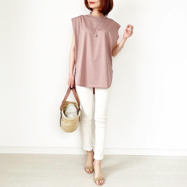 大人にこそ似合う!ノースリーブTシャツ【tomomiyuコーデ】22