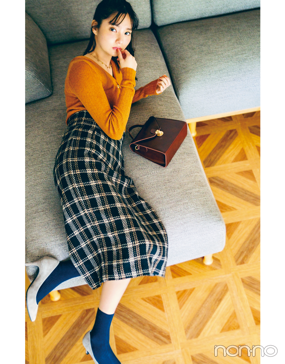 新川優愛の冬の推し服★ チェックのスカートはこう着こなす!_1_4