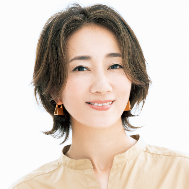 顔まわりカットでひし形バランスの美人印象に