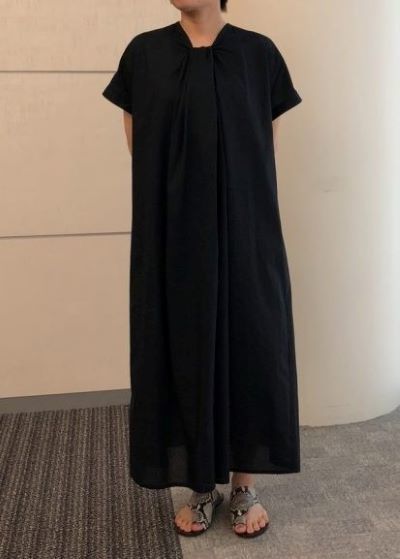 MIDIUMISOLID×eclat フロントノットワンピース ¥15,180