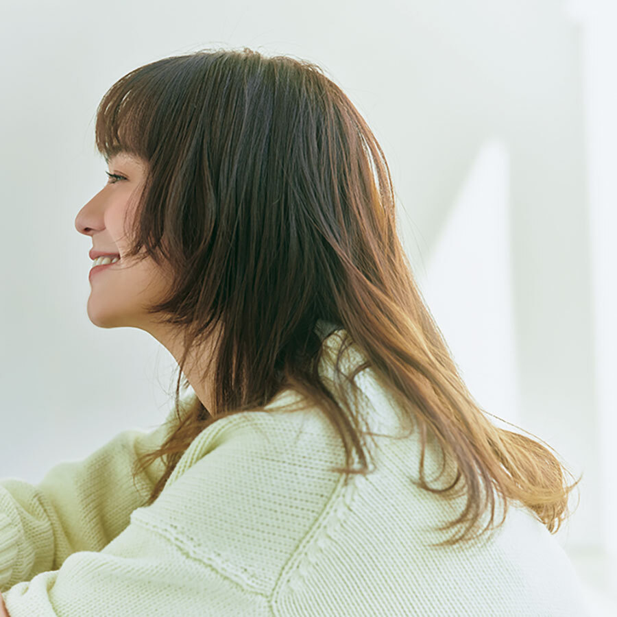 横から見た 人気ミディアムヘアスタイル7位の髪型