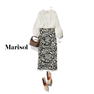 白ブラウス の記事一覧 ファッション誌marisol マリソル Online 40代をもっとキレイに 女っぷり上々