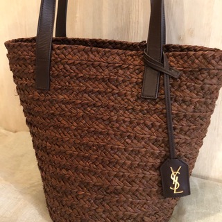 Ysl イヴ サンローラン の記事一覧 ファッション誌marisol マリソル Online 40代をもっとキレイに 女っぷり上々