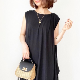 アシンメトリー の記事一覧 ファッション誌marisol マリソル Online 40代をもっとキレイに 女っぷり上々