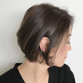 お手入れ簡単 前下がりショートボブにヘアカット ファッション誌marisol マリソル 40代をもっとキレイに 女っぷり上々