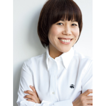 ヘア&メイクアップアーティスト 山本浩未さん