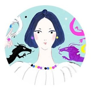 かよムーン(占い師 / ソウルセラピスト)