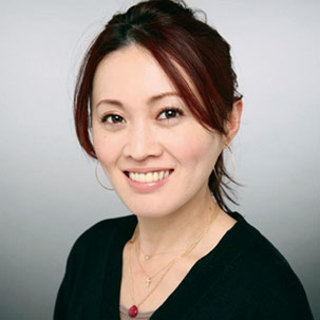 ヘア&メイクアップアーティスト 岡野瑞恵さん