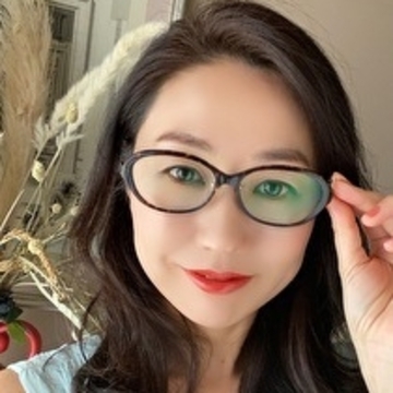 リーディンググラス・デビュー!おしゃれ小物として楽しんでいます(MINAKOさん)