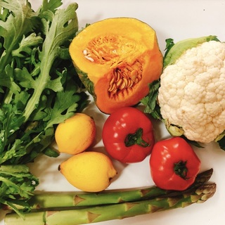 野菜は出来るだけ完全無農薬のものを買うようにしています。お塩やオリーブオイルだけで野菜本来の味が本当に美味しいです♪