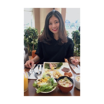 そういえば、髪の毛切りました✂️