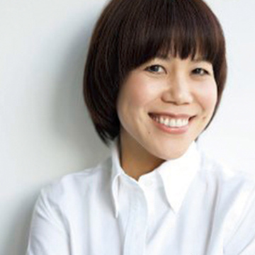 ヘア&メイクアップアーティスト 山本浩未さん