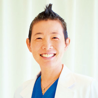 産婦人科医・ヨガドクター 高尾美穂先生