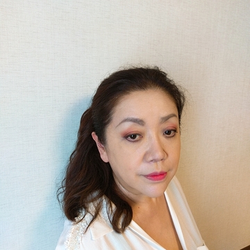 発色、色もち、質感、香りよし! つけるだけで元気が出るメイクコスメ_1_3