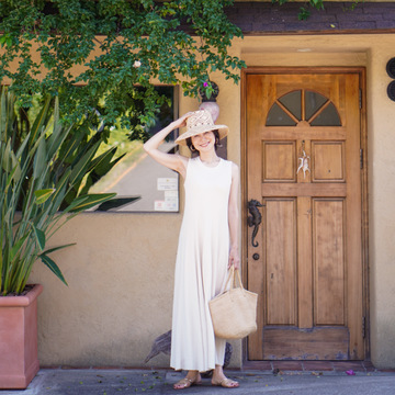 マキシワンピース の記事一覧 Web Eclat 50代女性のためのファッション ビューティ ライフスタイル最新情報