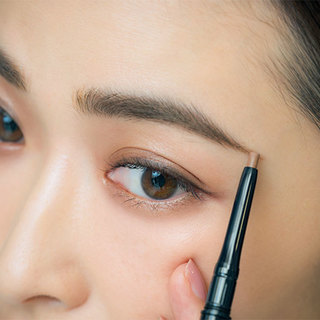 All1 600円以下 40代も納得の優秀プチプラ アイシャドウ ファッション誌marisol マリソル Online 40代をもっとキレイに 女っぷり上々