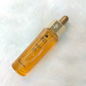 ※お買い物マークをクリックしてアイテムを見ることができます